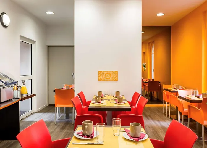 Adagio Access Philippe Auguste Aparthotel 2*