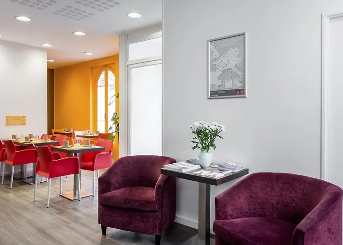 Aparthotel Adagio Access Philippe Auguste 2*