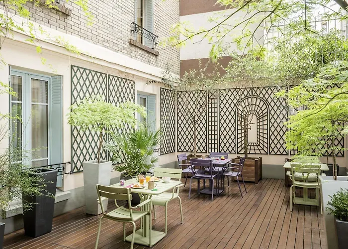 Adagio Access Philippe Auguste Aparthotel