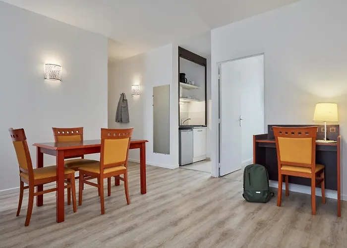 Aparthotel Adagio Access Philippe Auguste 2*