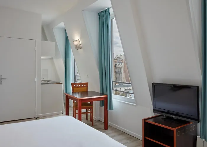 Aparthotel Adagio Access Philippe Auguste 2*