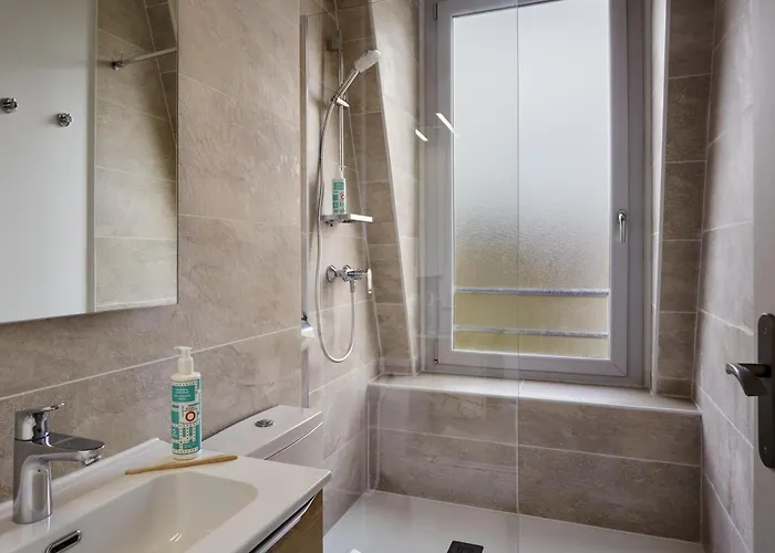 Adagio Access Philippe Auguste Aparthotel