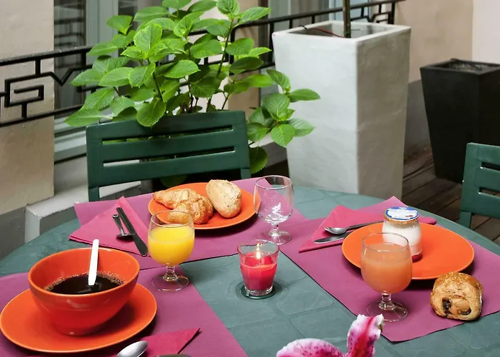 Adagio Access Philippe Auguste Aparthotel 2*