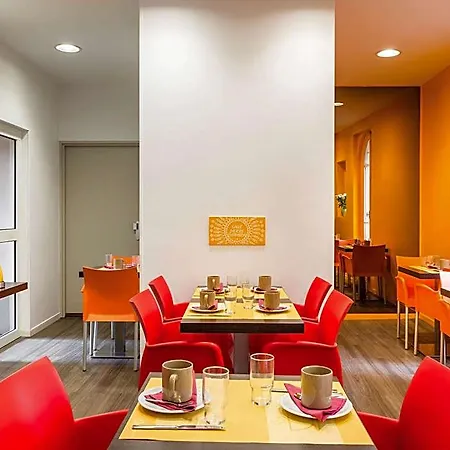Apart-hotel Adagio Access Philippe Auguste 2*