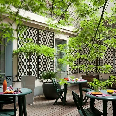 Adagio Access Philippe Auguste Paris