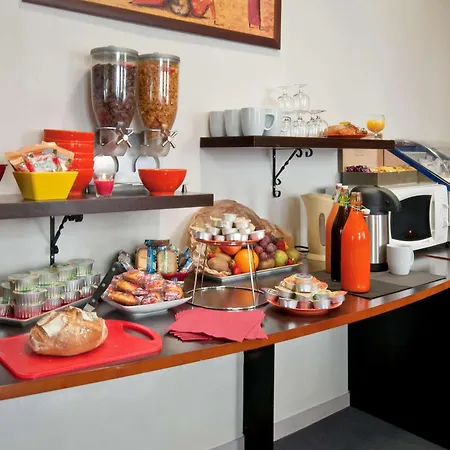 아파트호텔 아다지오 액세스 필립 오귀스트