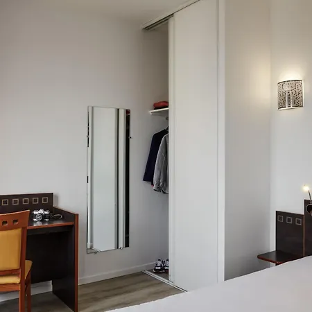 Appart hôtel Adagio Access Philippe Auguste 2*