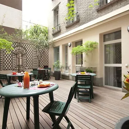 아다지오 액세스 필립 오귀스트 2*