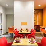 Adagio Access Philippe Auguste מלון דירות 2*