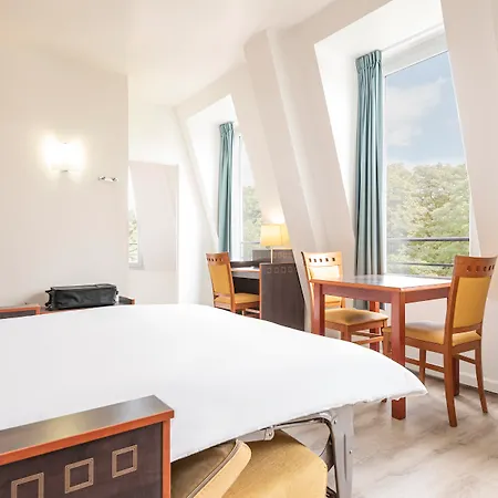 Apart Otel Adagio Access Philippe Auguste 2*