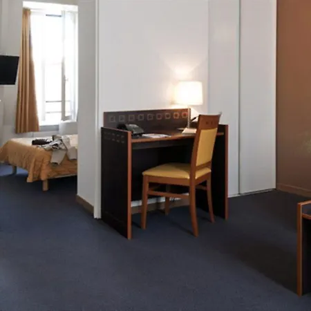 Apart Otel Adagio Access Philippe Auguste 2*