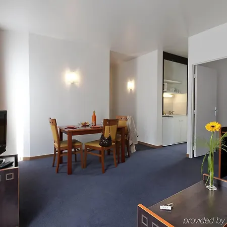 Adagio Access Philippe Auguste Paris